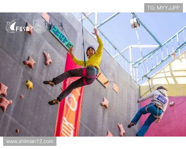 北京攀岩队在世界攀岩锦标赛中的默契配合与精彩表现分析